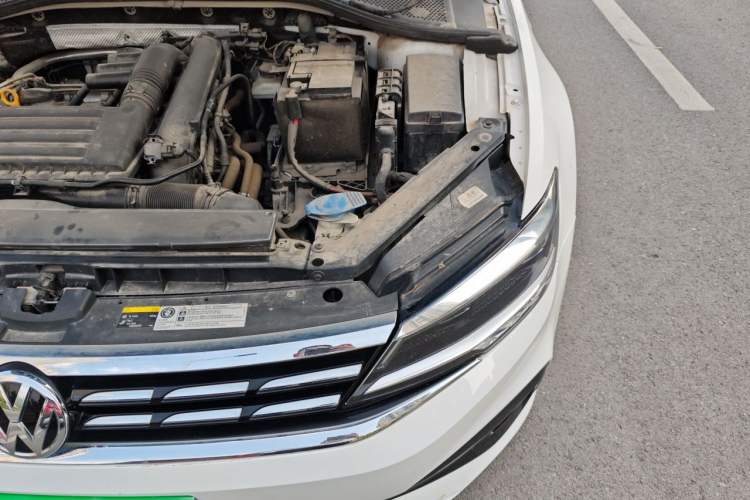 Used Volkswagen Lamando 2019 280TSI DSG Comfort Edition China VI standard Engine Bay Left