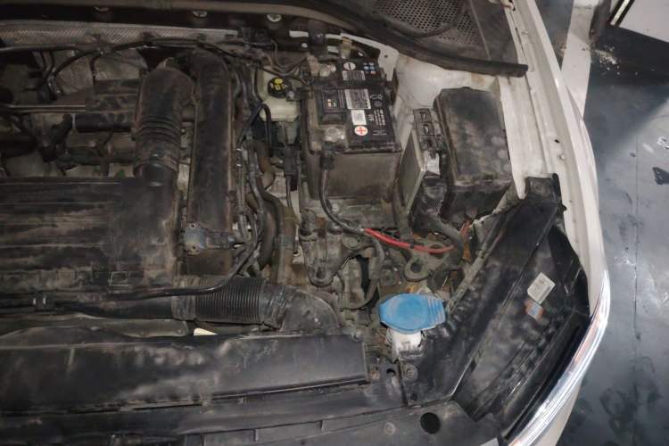 Used Volkswagen Lamando 2019 280TSI DSG Comfort Edition China VI standard Engine Bay Left