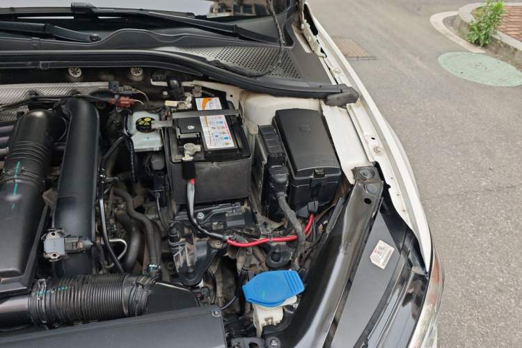 Used Volkswagen Lamando 2019 230TSI DSG Fashion Edition China V Standard Engine Bay Left