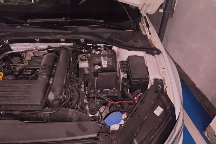 Used Volkswagen Lamando 2019 280TSI DSG Comfort Edition China VI standard Engine Bay Left