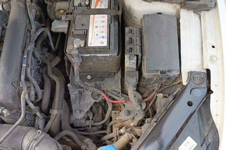 Used Volkswagen Lamando 2019 280TSI DSG Comfort Edition China VI standard Engine Bay Left