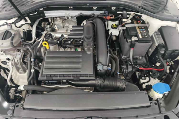 Used Volkswagen Lamando 2019 280TSI DSG Comfort Edition China V Standard Engine Bay