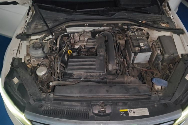 Used Volkswagen Lamando 2019 280TSI DSG Comfort Edition China VI standard Engine Bay