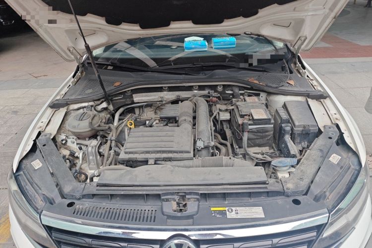Used Volkswagen Lamando 2019 230TSI DSG Fashion Edition China V Standard Engine Bay