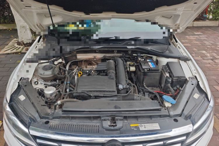 Used Volkswagen Lamando 2019 280TSI DSG Comfort Edition China VI standard Engine Bay