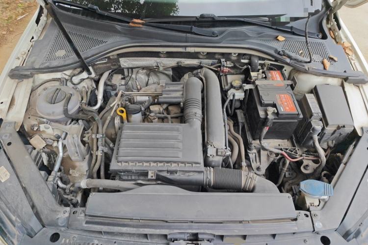 Used Volkswagen Lamando 2019 230TSI DSG Fashion Edition China V Standard Engine Bay