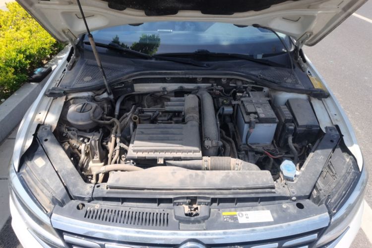 Used Volkswagen Lamando 2019 280TSI DSG Comfort Edition China V Standard Engine Bay