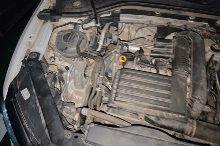 Used Volkswagen Lamando 2019 280TSI DSG Comfort Edition China V Standard Engine Bay Right
