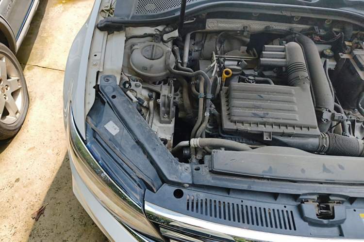 Used Volkswagen Lamando 2019 280TSI DSG Comfort Edition China V Standard Engine Bay Right