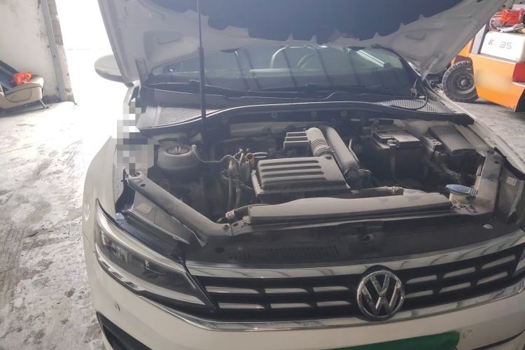Used Volkswagen Lamando 2019 280TSI DSG Comfort Edition China V Standard Engine Bay Right