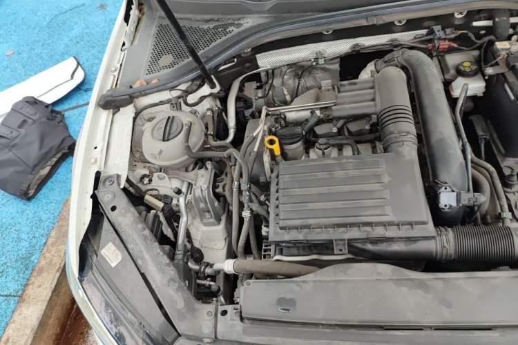 Used Volkswagen Lamando 2019 230TSI DSG Fashion Edition China V Standard Engine Bay Right