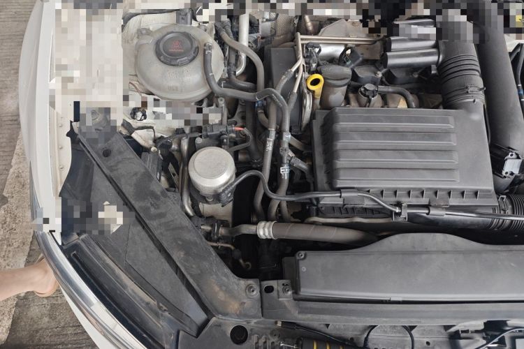 Used Volkswagen Lamando 2019 280TSI DSG Comfort Edition China VI standard Engine Bay Right