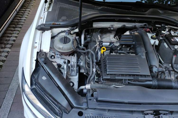 Used Volkswagen Lamando 2019 230TSI DSG Fashion Edition China V Standard Engine Bay Right