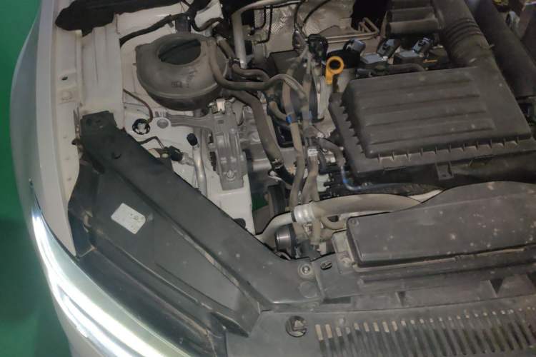 Used Volkswagen Lamando 2019 280TSI DSG Comfort Edition China V Standard Engine Bay Right