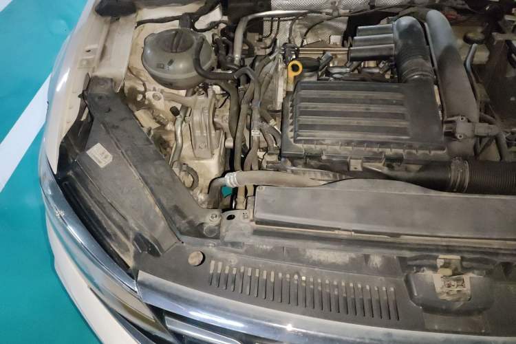 Used Volkswagen Lamando 2019 230TSI DSG Fashion Edition China V Standard Engine Bay Right