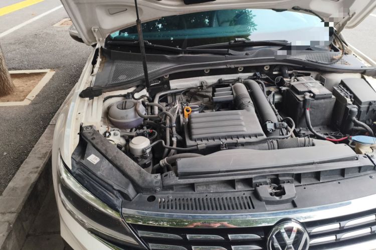 Used Volkswagen Lamando 2019 280TSI DSG Comfort Edition China VI standard Engine Bay Right