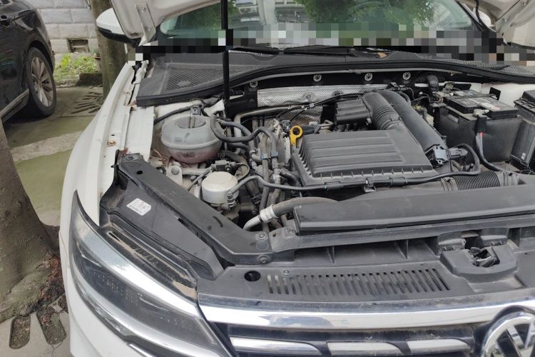 Used Volkswagen Lamando 2019 280TSI DSG Comfort Edition China VI standard Engine Bay Right