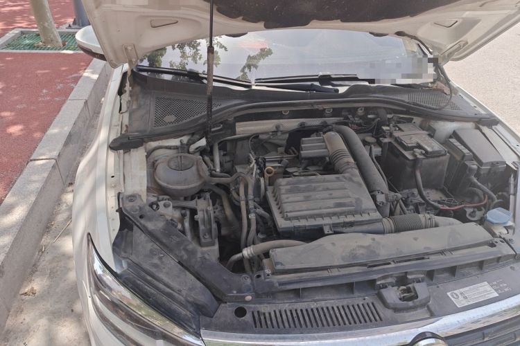 Used Volkswagen Lamando 2019 230TSI DSG Fashion Edition China VI Engine Bay Right