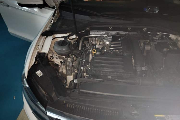 Used Volkswagen Lamando 2019 230TSI DSG Fashion Edition China V Standard Engine Bay Right