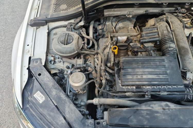 Used Volkswagen Lamando 2019 230TSI DSG Fashion Edition China VI Engine Bay Right
