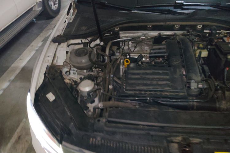 Used Volkswagen Lamando 2019 280TSI DSG Comfort Edition China VI standard Engine Bay Right