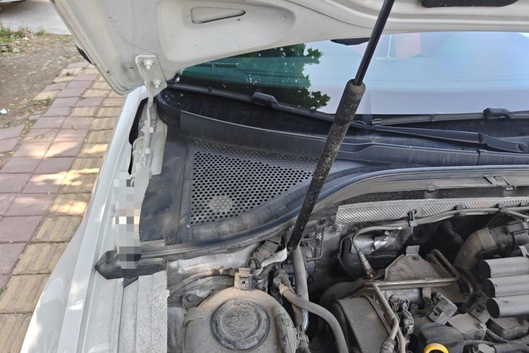 Used Volkswagen Lamando 2019 280TSI DSG Comfort Edition China VI standard Engine Bay Right