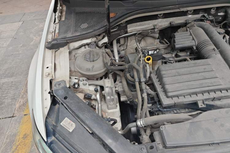 Used Volkswagen Lamando 2019 230TSI DSG Fashion Edition China V Standard Engine Bay Right