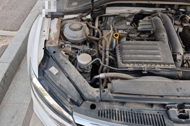 Used Volkswagen Lamando 2019 280TSI DSG Comfort Edition China VI standard Engine Bay Right