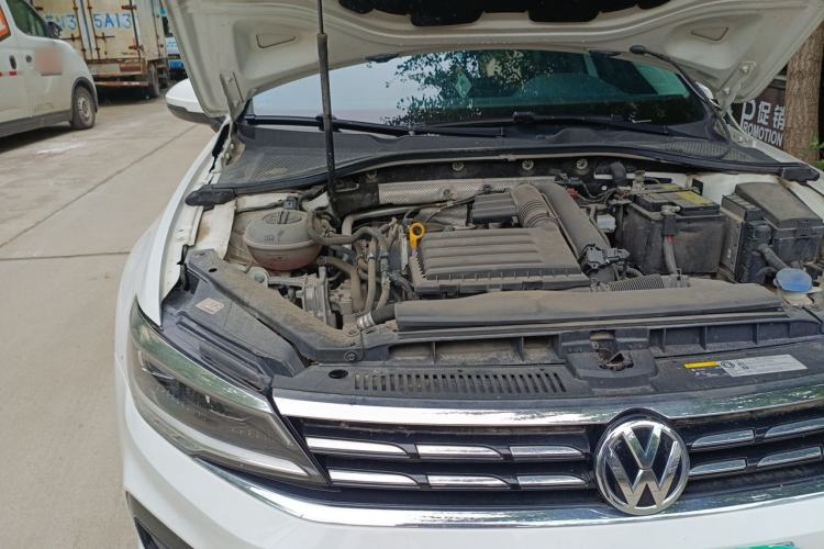 Used Volkswagen Lamando 2019 280TSI DSG Comfort Edition China V Standard Engine Bay Right