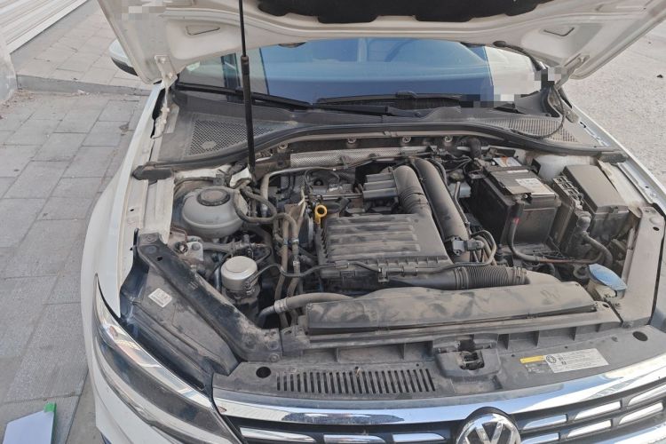 Used Volkswagen Lamando 2019 280TSI DSG Comfort Edition China VI standard Engine Bay Right