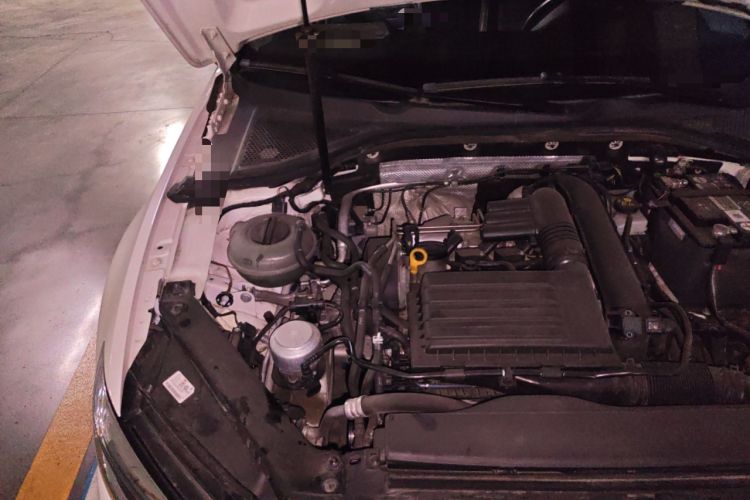 Used Volkswagen Lamando 2019 280TSI DSG Comfort Edition China VI standard Engine Bay Right