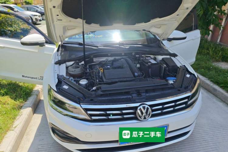 Used Volkswagen Lamando 2019 280TSI DSG Comfort Edition China VI standard Engine Bay Right