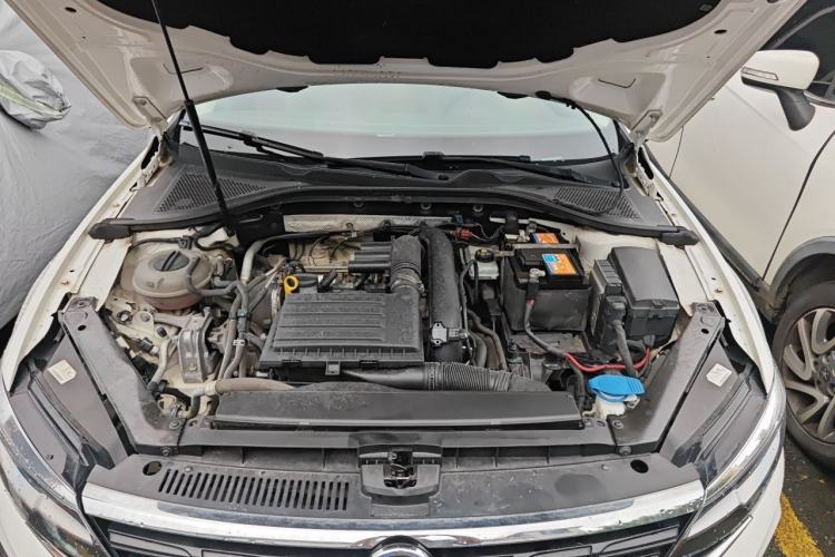 Used Volkswagen Lamando 2019 230TSI DSG Fashion Edition China V Standard Engine Bay