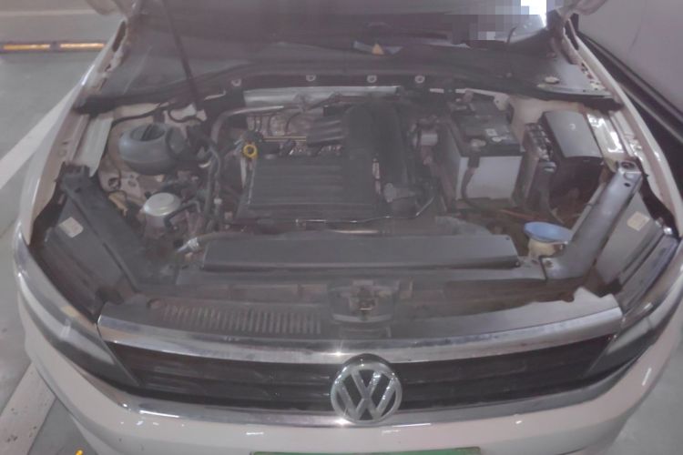 Used Volkswagen Lamando 2019 230TSI DSG Fashion Edition China VI Engine Bay