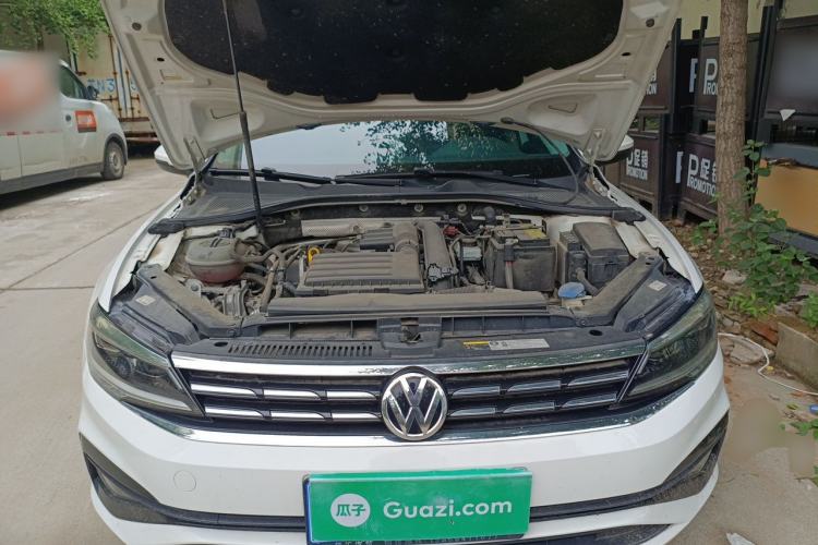 Used Volkswagen Lamando 2019 280TSI DSG Comfort Edition China V Standard Engine Bay