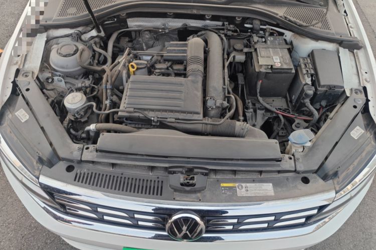 Used Volkswagen Lamando 2019 230TSI DSG Vision Edition China VI Standard Engine Bay