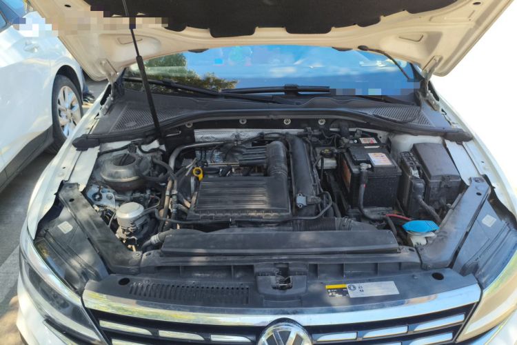 Used Volkswagen Lamando 2019 280TSI DSG Comfort Edition China VI standard Engine Bay