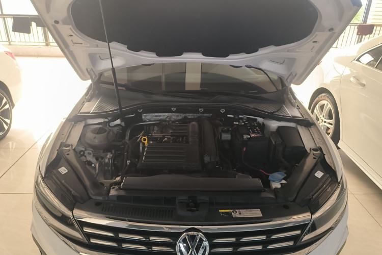 Used Volkswagen Lamando 2019 280TSI DSG Comfort Edition China V Standard Engine Bay
