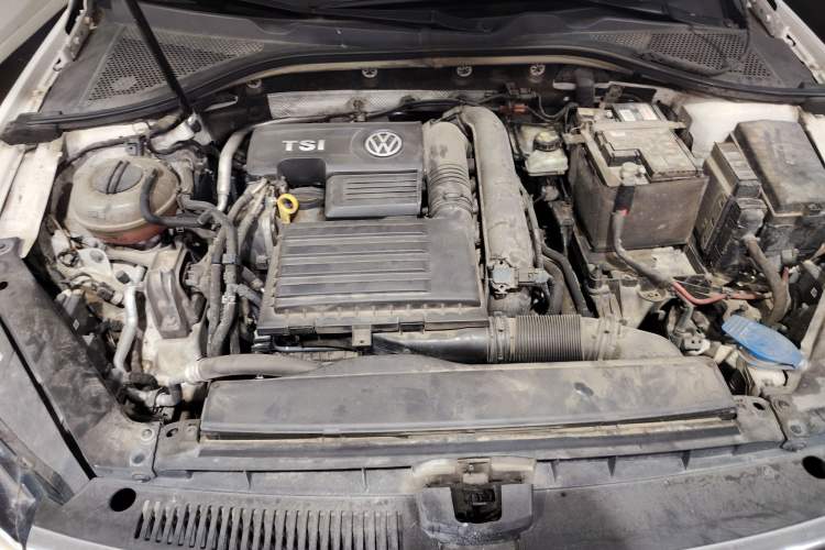 Used Volkswagen Lamando 2019 280TSI DSG Comfort Edition China V Standard Engine Bay