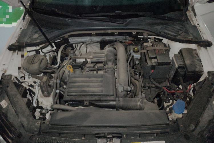 Used Volkswagen Lamando 2019 280TSI DSG Comfort Edition China V Standard Engine Bay
