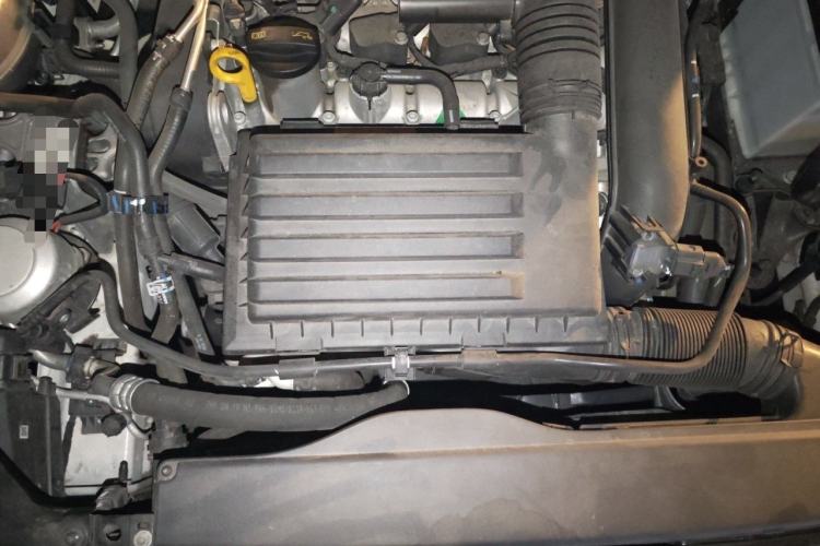Used Volkswagen Lamando 2019 230TSI DSG Fashion Edition China VI Engine Bay