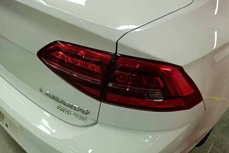 Used Volkswagen Lamando 2019 230TSI DSG Fashion Edition China V Standard Exterior 3