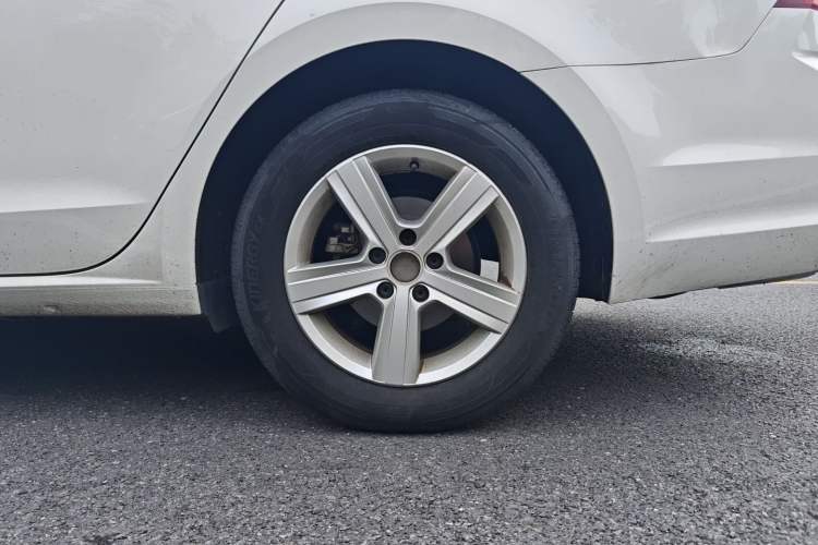 Used Volkswagen Lamando 2019 230TSI DSG Fashion Edition China VI Exterior 4