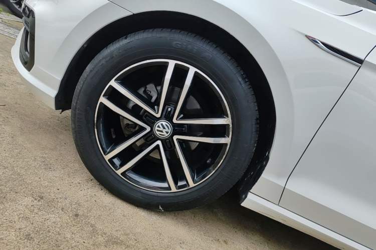Used Volkswagen Lamando 2019 280TSI DSG Comfort Edition China V Standard Exterior 4