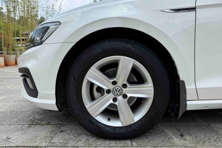 Used Volkswagen Lamando 2019 230TSI DSG Fashion Edition China V Standard Exterior 9