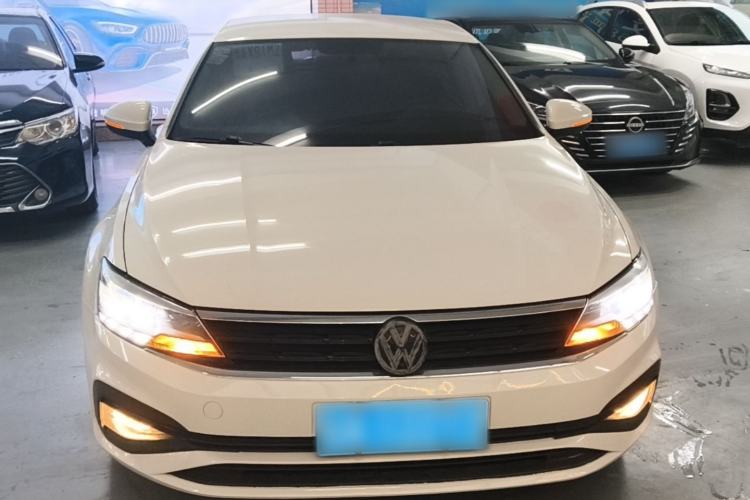 Used Volkswagen Lamando 2019 230TSI DSG Fashion Edition China VI Front
