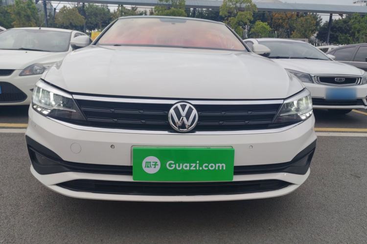 Used Volkswagen Lamando 2019 230TSI DSG Fashion Edition China VI Front
