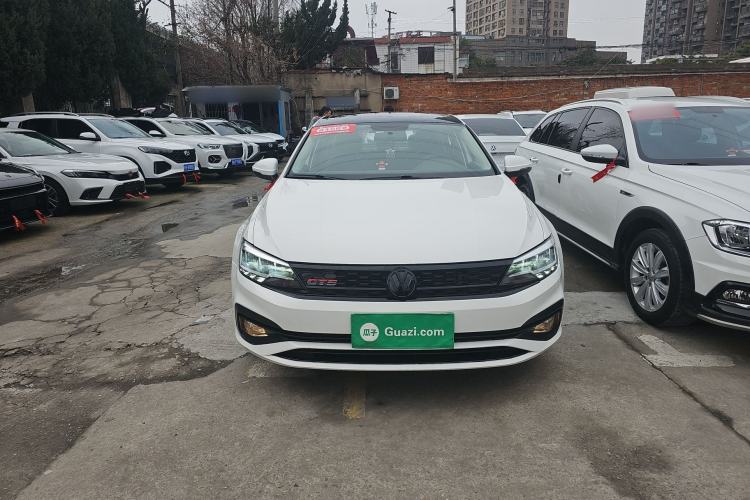Used Volkswagen Lamando 2019 230TSI DSG Fashion Edition China VI Front