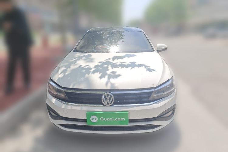 Used Volkswagen Lamando 2019 230TSI DSG Fashion Edition China VI Front