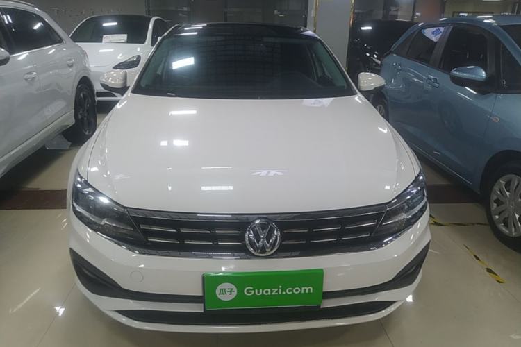 Used Volkswagen Lamando 2019 230TSI DSG Fashion Edition China VI Front